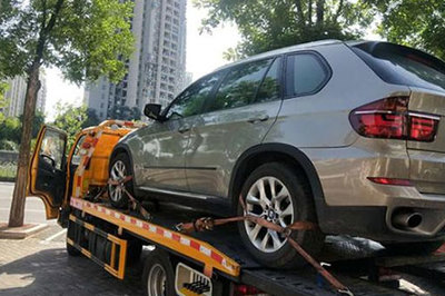 汽车救援服务 时刻守护，让旅途无惧突发状况